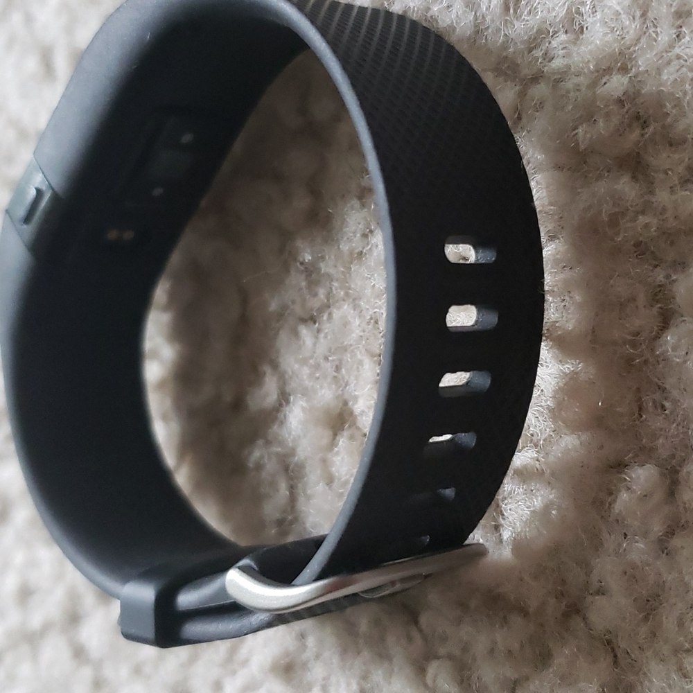 Fitbit Watch - Picture 5 of 6